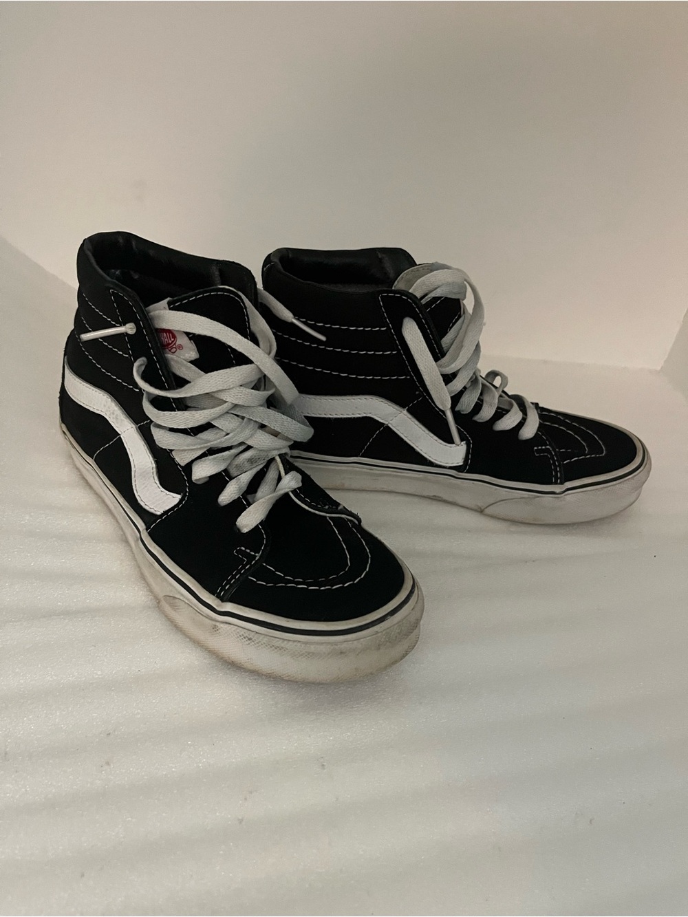 VANS Black/White Canvas Lace-Up Sneakers Logo Accent M 5.5 W 7